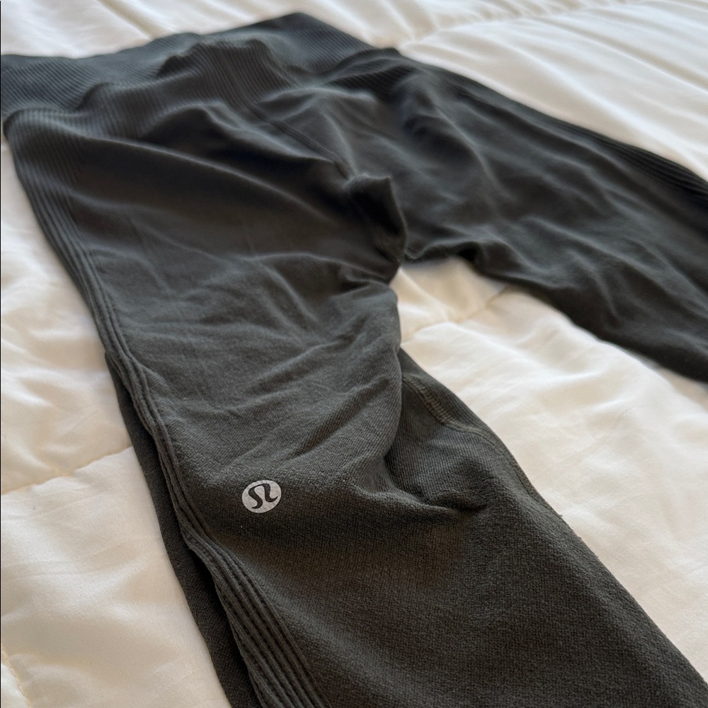 lululemon athletica women’s  wool leggings.
